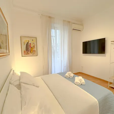 Domus Stephani - Sophisticated Living And Links - Flaminio District, Near Borghese & Piazza Del Popolo Lejlighed